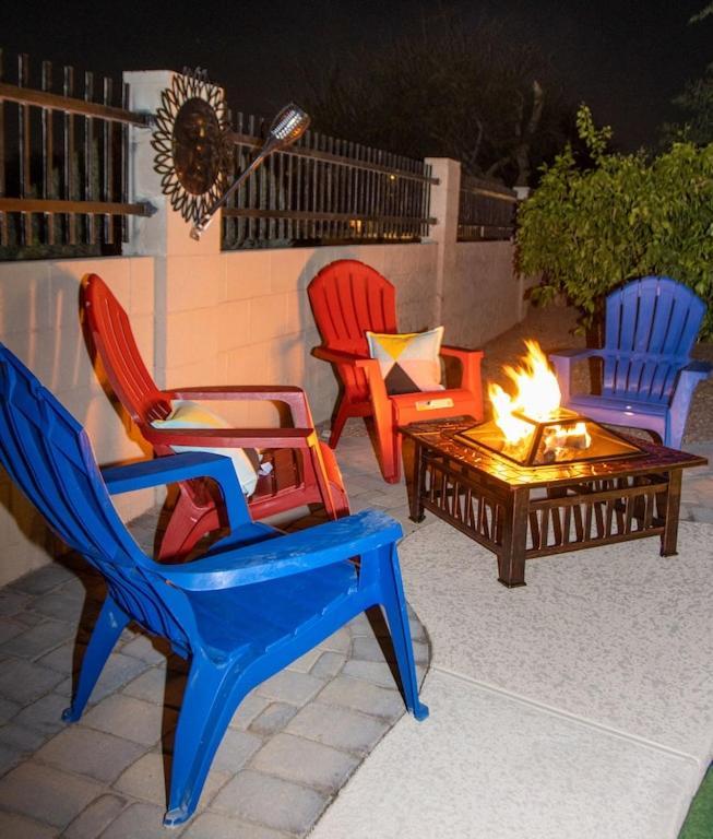 Boho Chic Arizona W Pool & Mini Golf Villa *